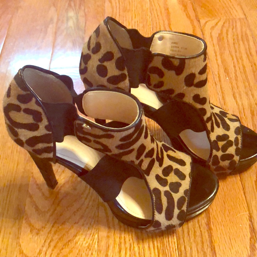 Leopard Print Calvin Klein Heels🐆💕